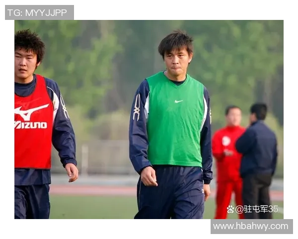 四号球衣球星在赛场上奋力拼搏瞬间展现足球魅力与激情