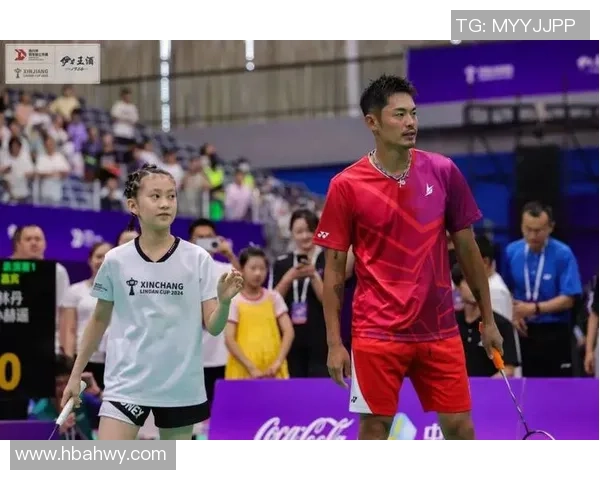 穿越岁月的传奇 足球场上的21号球服与星光璀璨的传奇球员