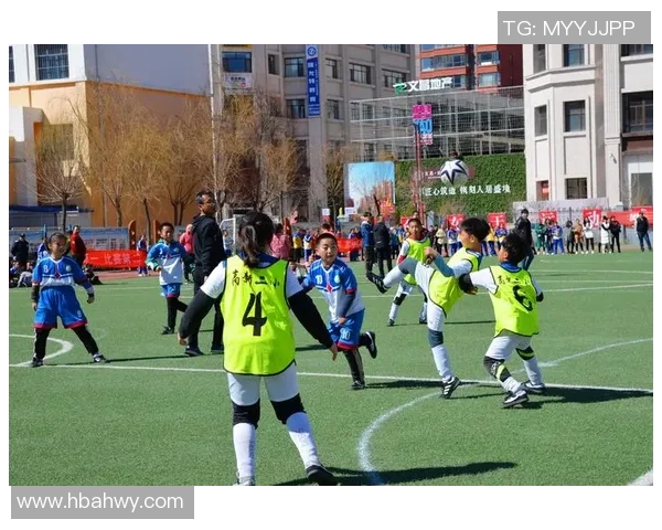 足球星光璀璨逐梦征程荣耀时刻展现球场英雄风采