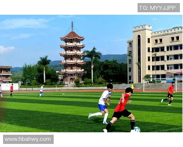 足球星视界校园足球：点燃青春激情 培养未来足球之星